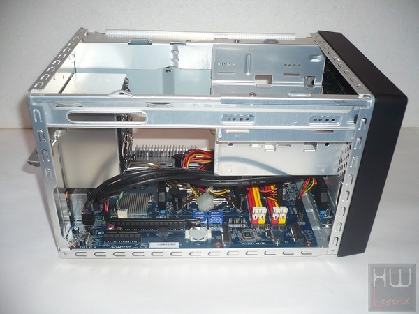 053-shuttle-sh97r6-foto-minipc-aperto