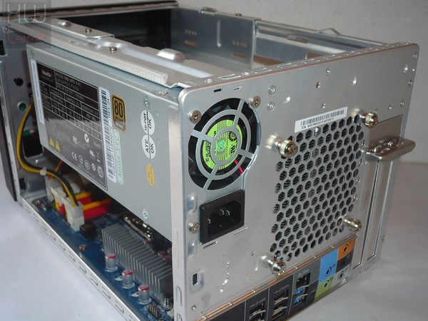 067-shuttle-sh97r6-foto-minipc-alimentatore-ventola