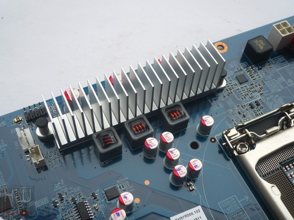 073-shuttle-sh97r6-foto-minipc-scheda-madre-circuiteria