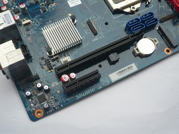 077-shuttle-sh97r6-foto-minipc-scheda-madre-slot-pcie