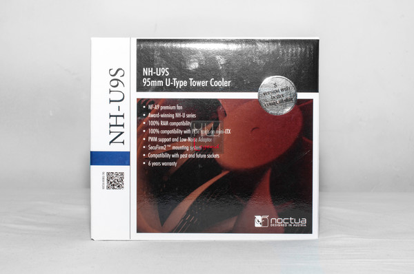 Noctua_NH-U9S_-_Confezione_e_Bundle