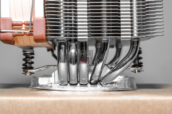 Noctua_NH-U9S_-_Uno_sguardo_da_vicino_-_15