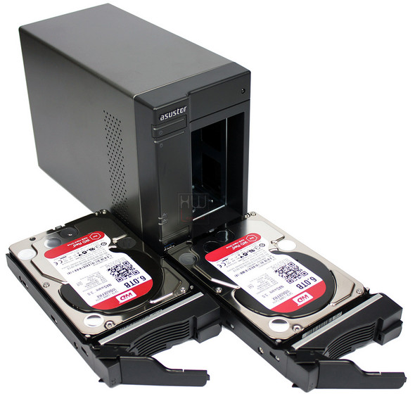 asustor_as5002t_nas_hotswap_10