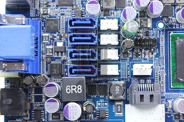 thecus_w4000_nas_pcb_sata