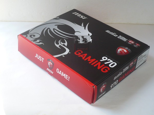 017-amd-fx8320e-piattaforma-gaming-mainboard-foto-confezione-laterale