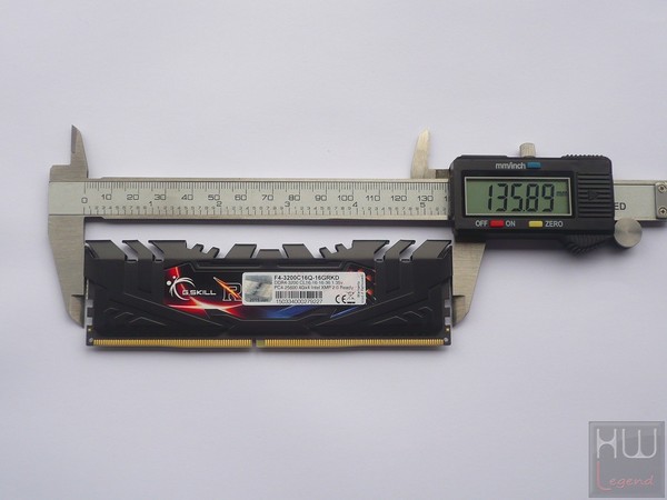 019-gskill-ripjaws4-ddr4-foto-moduli-misure