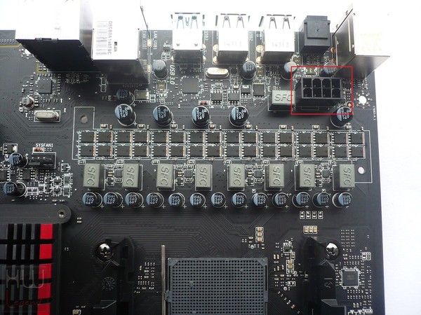 033-amd-fx8320e-piattaforma-gaming-mainboard-scheda-circuiteria-alimentazione