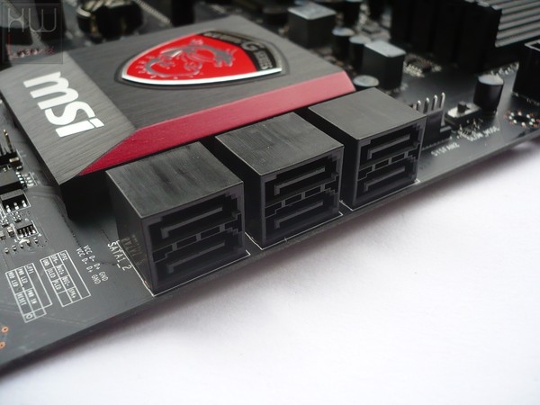 036-amd-fx8320e-piattaforma-gaming-mainboard-scheda-porte-sata