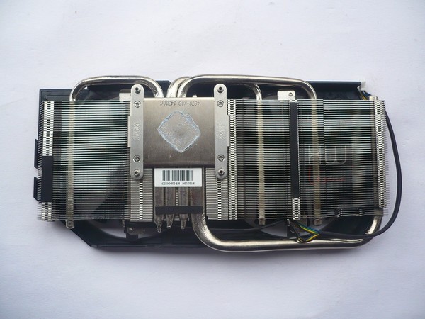 131-amd-fx8320e-piattaforma-gaming-vga-foto-dissipatore