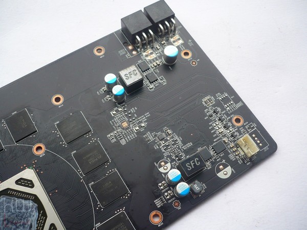 141-amd-fx8320e-piattaforma-gaming-vga-foto-scheda-circuiteria
