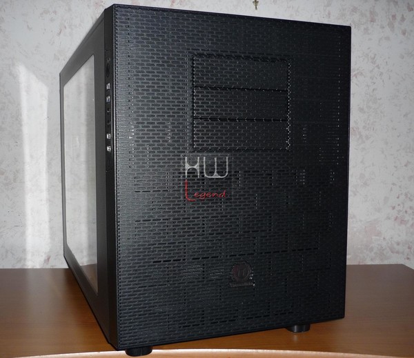 Thermaltake_Core_X9_-_Uno_sguardo_allesterno