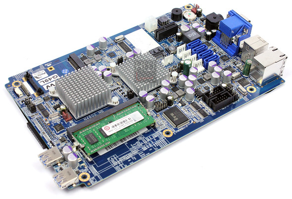 thecus_w4000_nas_pcb_fronte