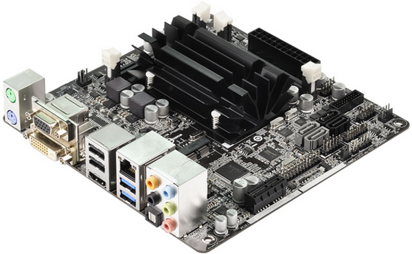 086-asrock-q2900-itx-immagine-scheda-conclusioni