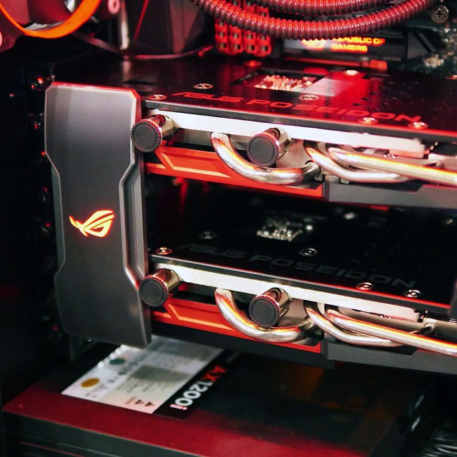 ASUS_Enthusiast_SLI_Bridge_-_6