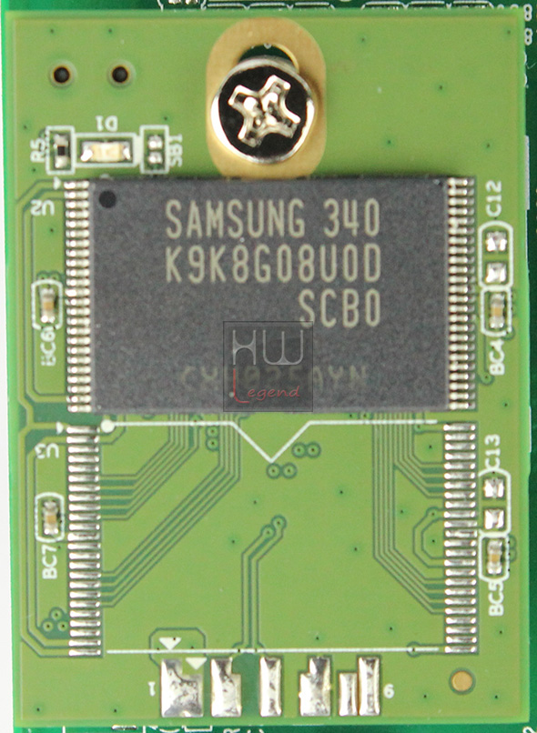 asustor_as7004t_nas_pcb_flash2