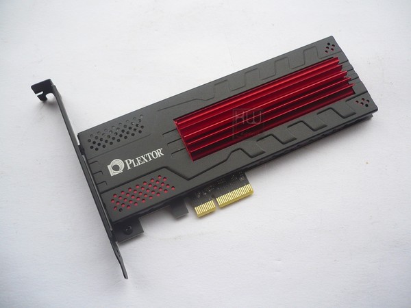 021-plextor-m6e-128gb-ssd-pcie-foto-ssd-fronte