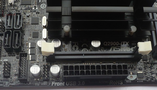 029-asrock-q2900-itx-slot-mem-atx-usb3-header