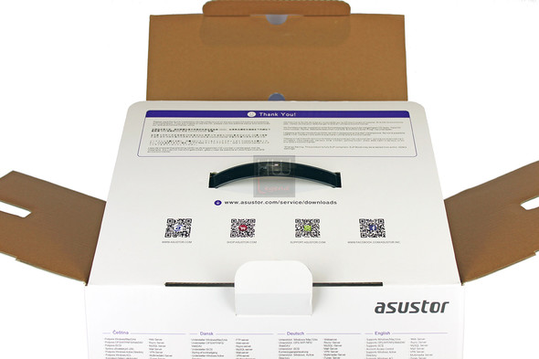 asustor_as7004t_confezione_aperta1