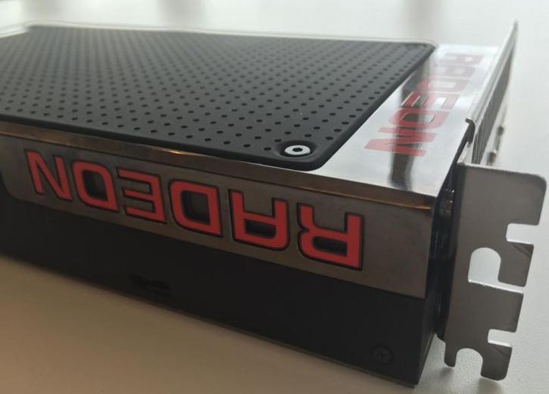 AMD_Radeon_Fury_-_2
