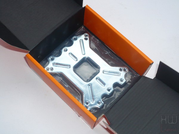017-ek-l240-kit-watercooling-foto-confezione-wb