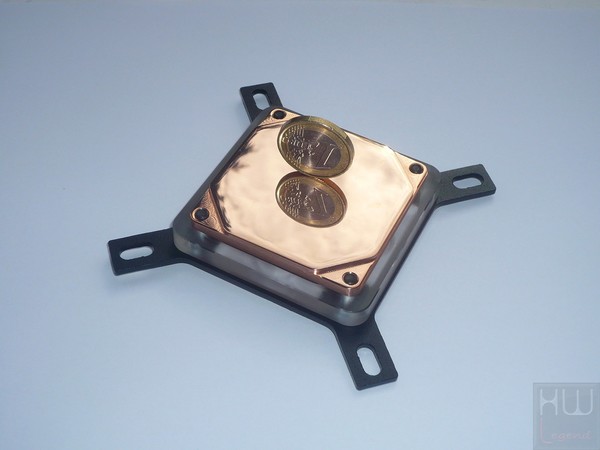 022-ek-l240-kit-watercooling-foto-waterblock-particolare-lappatura-base-contatto