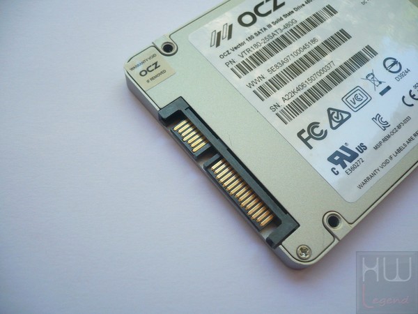 026-ocz-vector-180-foto-ssd-retro