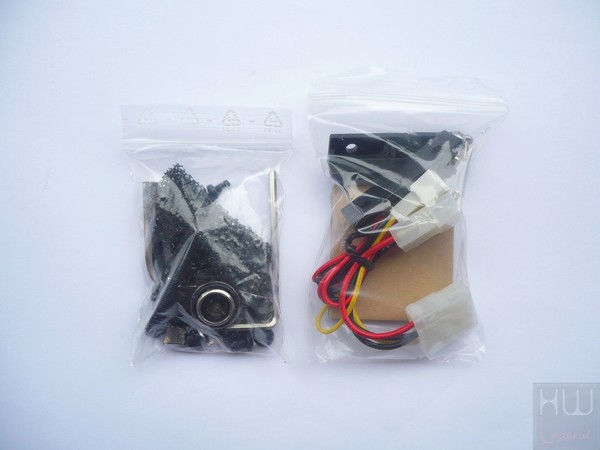 057-ek-l240-kit-watercooling-foto-confezione-pompa-vaschetta-interno-bundle