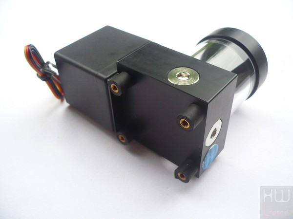 061-ek-l240-kit-watercooling-foto-unit-combo-particolare-antivibrazione