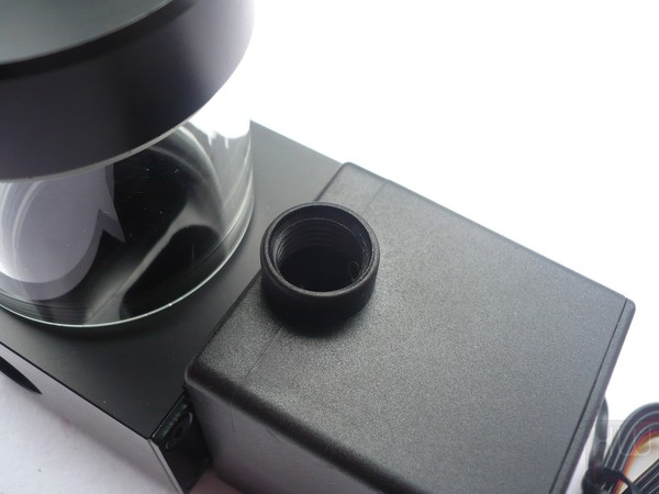 062-ek-l240-kit-watercooling-foto-unit-fori-filettati