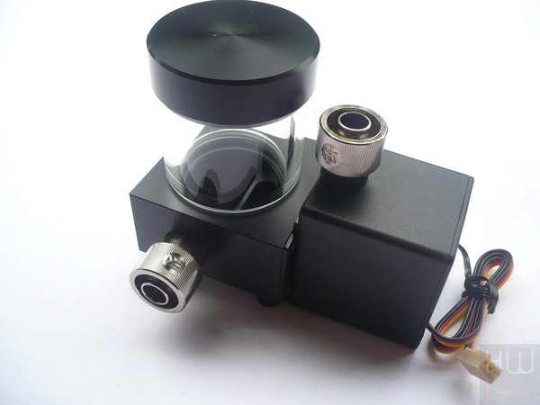 079-ek-l240-kit-watercooling-foto-preparazione-unit-pompa-reservoir