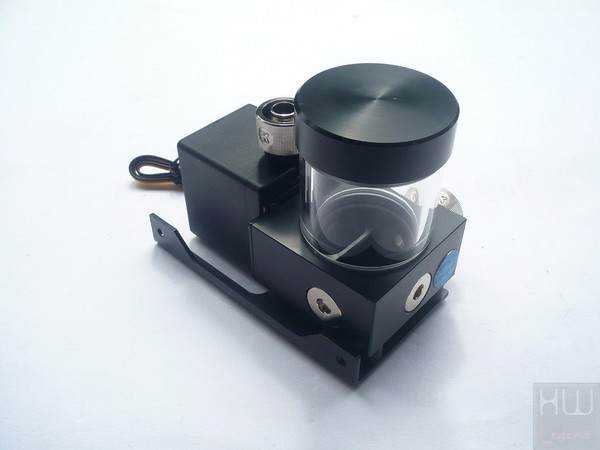 083-ek-l240-kit-watercooling-foto-preparazione-unit-pompa-reservoir