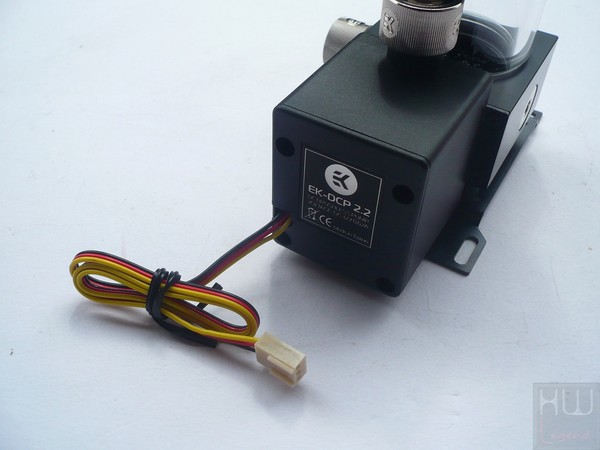 087-ek-l240-kit-watercooling-foto-preparazione-unit-pompa-reservoir-conn-alimentazione