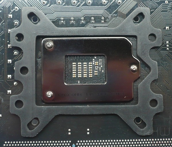 091-ek-l240-kit-watercooling-foto-assemblaggio-impianto