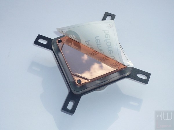 095-ek-l240-kit-watercooling-foto-assemblaggio-impianto-rimozione-pellicola-protettiva