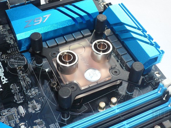 097-ek-l240-kit-watercooling-foto-assemblaggio-impianto-installazione-wb