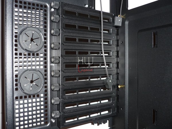 Antec_P380_-_Uno_sguardo_allinterno_-_14