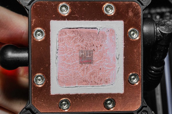 DeepCool_Gamer_Storm_Captain_120_-_Intallazione_-_11
