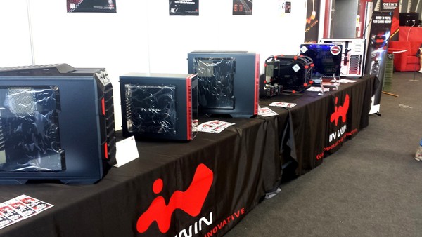 Stand_In_Win_-_La_Spezia_Comics_and_Games_2015
