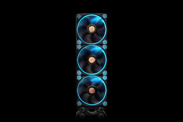 Thermaltake_Riing_-_6
