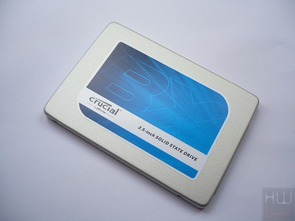 015-crucial-bx100-ssd-foto-fronte-varie