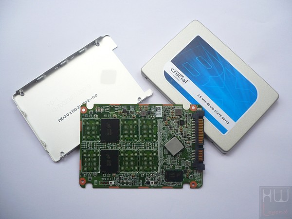 024-crucial-bx100-ssd-foto-ssd-smontaggio