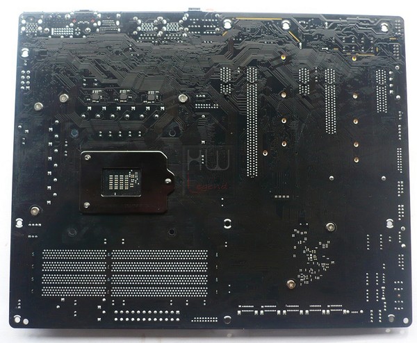 027a-asrock-z97-foto-scheda-fronte
