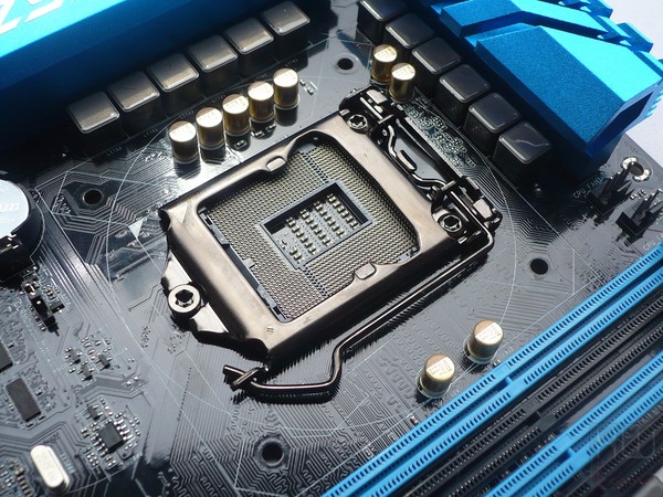 029-asrock-z97-foto-scheda-zona-socket