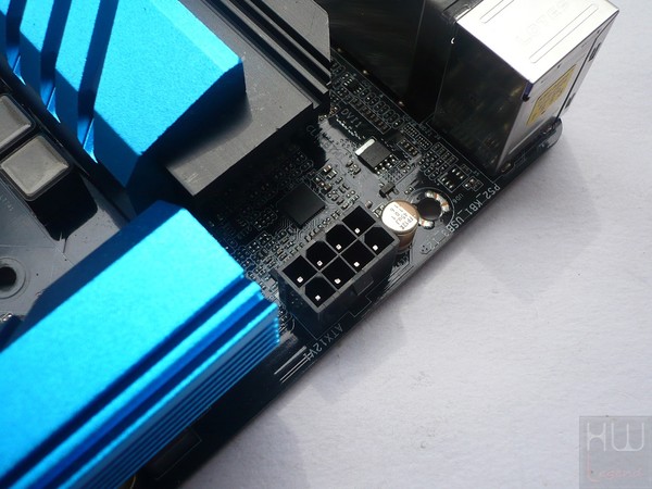 031-asrock-z97-foto-scheda-conn-8pin-eps