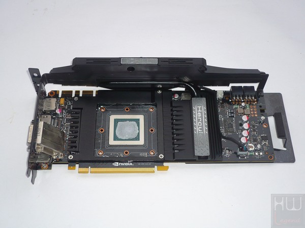 082-inno3d-gtx970-ichill-foto-rimozione-dissipatore