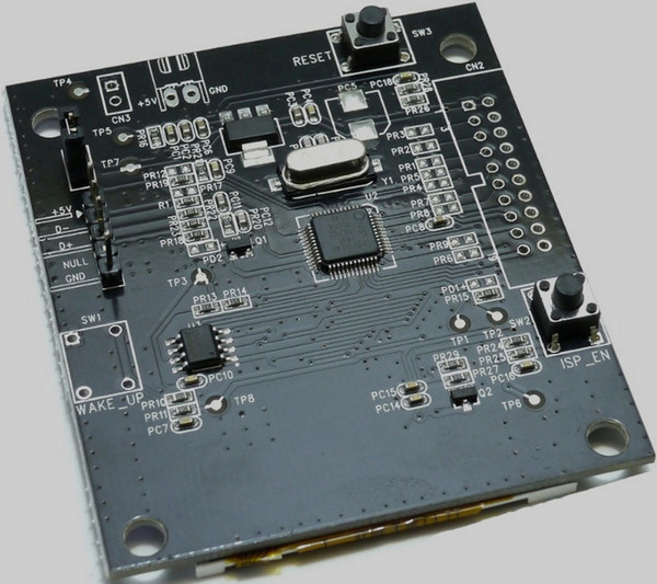 BitFenix_Pandora_-_Display_LCD_da_2.4_di_tipo_TFT_-_9a