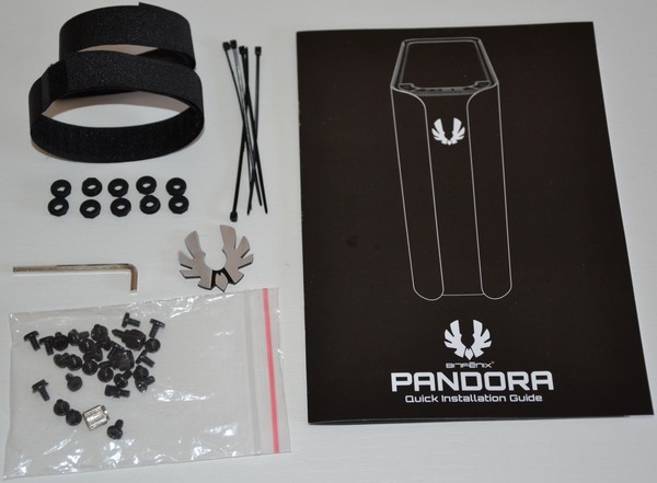 BitFenix_Pandora_-_Packaging_e_Bundle_-_materiale