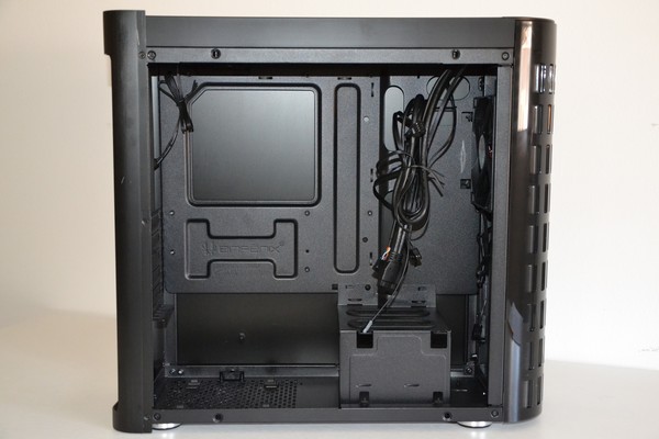 BitFenix_Pandora_-_Uno_sguardo_allinterno