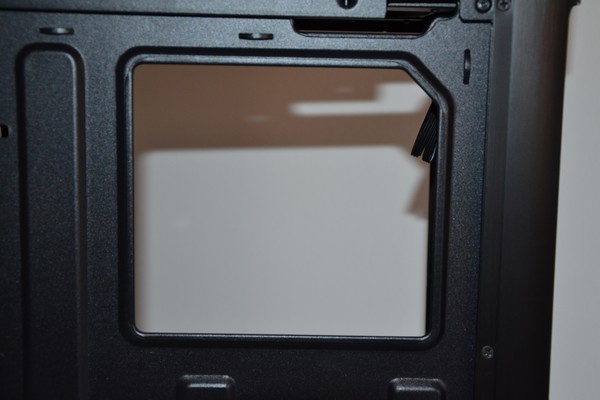 BitFenix_Pandora_-_Uno_sguardo_allinterno_-_4