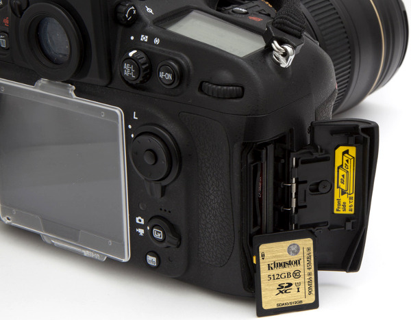 lowres_SDA10_DSLR_1